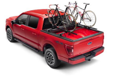 E-Series XT Locking Retractable Truck Bed Cover for 2019 (New Body Style)-2026 Chevy Silverado/GMC Sierra 1500 5' 10 inch Bed without CarbonPro Bed Roll N Lock