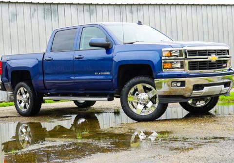 3.5 Inch Lift Kit 2014-2018 Chevy Silverado and GMC Sierra 4WD with Aluminum or Stamp Steel Control arms with Fox 2.0 Coilovers and Rear Shocks Superlift