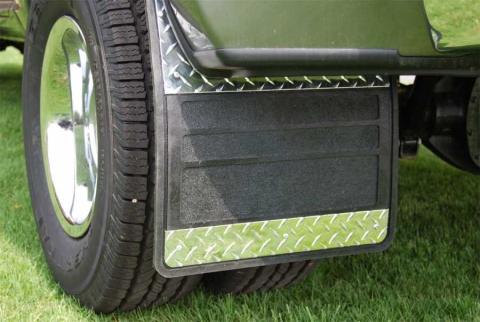 Mud Flaps Classic Dually Rubber Mudflaps / Diamond Tread Aluminum Inserts / 94-02 Dodge Ram 3500 / 19 x 24 / Owens Products
