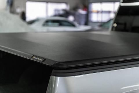 Trifecta ALX Tonneau Cover Black Leather Grained Fabric 2021-2026 Ford F-150 6' 7 inch Bed Extang