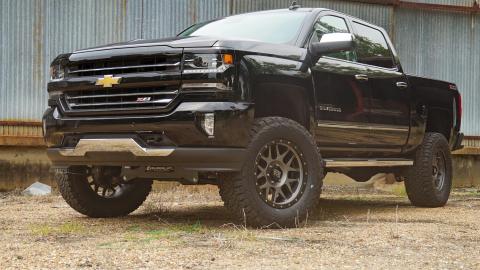 6.5 Inch Lift Kit 2014-2018 Chevy Silverado and GMC Sierra 1500 4WD with Aluminum or Stamped Steel Control Arms with Bilstein Rear Shocks Superlift