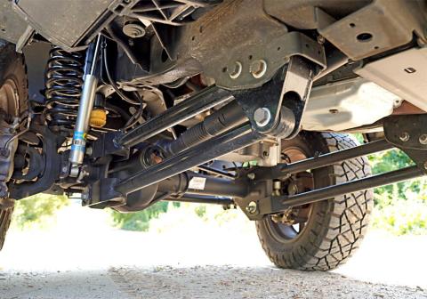 6 Inch 4-Link Kit 2017-2022 Ford F-250 and F-350 Super Duty with Superlift Shocks 4WD Diesel Only Superlift