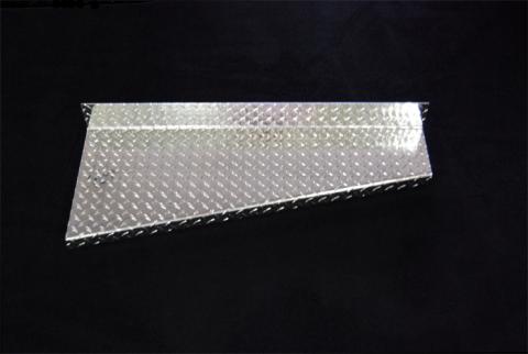 Running Boards Classicpro Series Diamond 4 Inch 11-14 Silverado/Sierra/Gmt900 Full Size 8 Ft Long Bed Diesel 4 Inch Riser Aluminum Owens Products