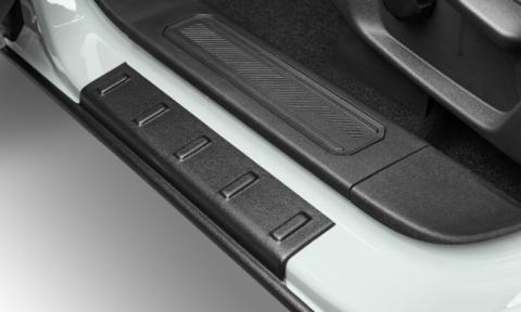 Black Trail Armor Rocker Panel And Sill Plate Covers For 2021-2023 Ford Bronco 4 Door Incl. Side Panels/Sill Plate Cover Bushwacker