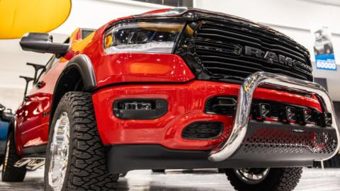 RC2 Bull Bar with Mounting Brackets Polished Stainless Steel 2019-2024 Ram 1500 Go Rhino