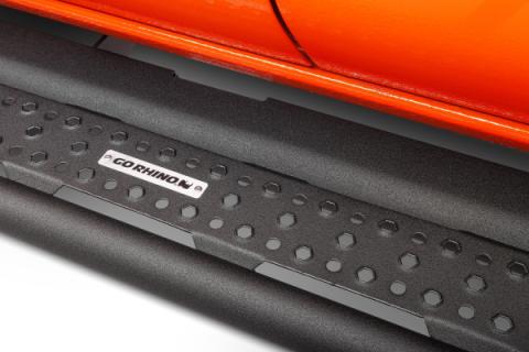 Dominator Xtreme D6 SideSteps With Mounting Bracket Kit Textured Black 2022-2026 Toyota Tundra Go Rhino