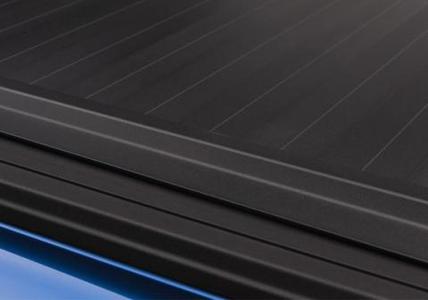 Retrax IX Tonneau Cover 2017-2026 Ford F-250/350 6' 10 inch Bed