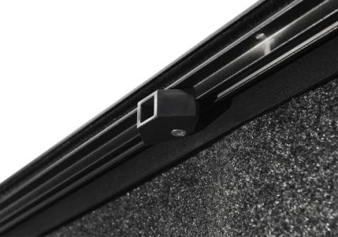 Retrax IX Tonneau Cover 2017-2026 Ford F-250/350 6' 10 inch Bed