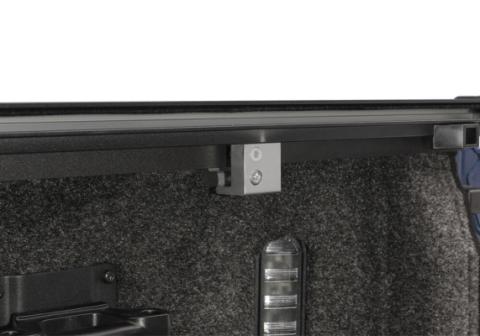 Retrax IX Tonneau Cover 1988-1999 Chevy/GMC C/K/1999-2006 (2007 Classic) Silverado/Sierra 6' 6 inch Bed