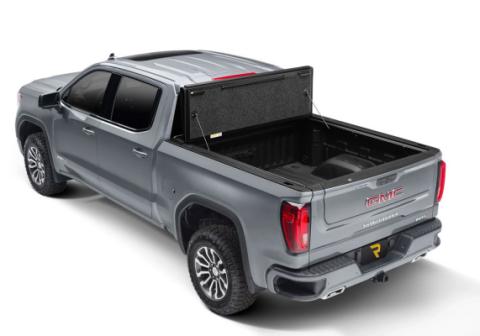 Tonneau Cover Fusion 2018 Silverado/Sierra 5 Foot 9 Inch Bed Glory Red UnderCover