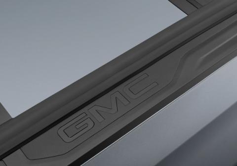 Tonneau Cover Fusion 2019 (New Body Style) 2022 Silverado/Sierra 5 Foot 10 Inch Bed With Or Without Multi-Pro Tailgate UnderCover