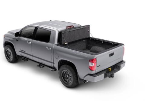 Tonneau Cover Fusion 2016-2023 Toyota Tacoma 6 Foot 2 Inch Bed Bright Red UnderCover