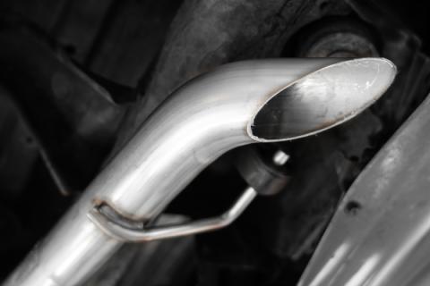 03-24 Toyota 4Runner 11-16 Toyota Land Cruiser Prado Armor Pro T304 Stainless Steel 2.5 Inch Cat-Back High Clearance Turn Down Single Rear Exit MBRP Exhaust System