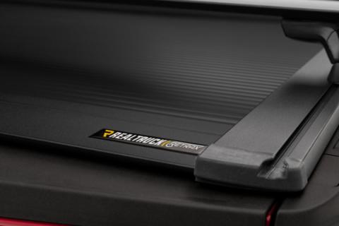 RetraxOne XR Retractable Tonneau Cover Matte One Piece Polycarbonate Construction 1988-1999 Chevy/GMC C/K/1999-2006 (2007 Classic) Silverado/Sierra 6' 6 inch Bed without Stake Pockets Standard Rails