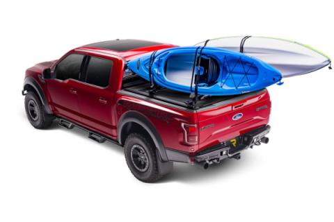 RetraxOne XR Retractable Tonneau Cover Matte One Piece Polycarbonate Construction 1988-1999 Chevy/GMC C/K/1999-2006 (2007 Classic) Silverado/Sierra 6' 6 inch Bed without Stake Pockets Standard Rails