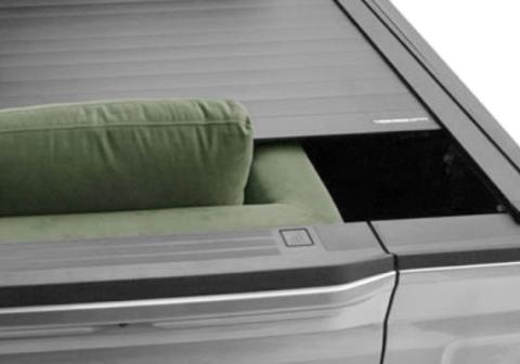 RetraxPRO Xr Retractable Tonneau Cover Industrial Strength Aluminum Construction 2019-2026 Silverado/Sierra (without CarbonPro Bed) 5' 9 inch Bed without Stake Pockets Standard Rails