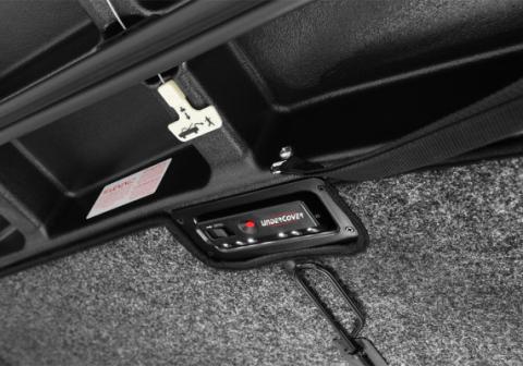 Tonneau Cover Elite Smooth 2023-2026 Ford F-250 6 Foot 10 Inch Bed Ext/Crew Cab Grey Smooth Paintable UnderCover