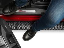 Growler Step System Cab Length (1 Step per Side) 7 Inch Board 2007-2018 Chevy Silverado/GMC Sierra 1500/2007-2019 2500 HD/3500 HD Crew Cab Gas Engine Textured Black NFab