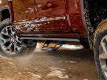 Predator Pro Cab Length (2 Steps per Side) 22-26 Nissan Frontier Crew Cab TX Blk Textured Black NFab